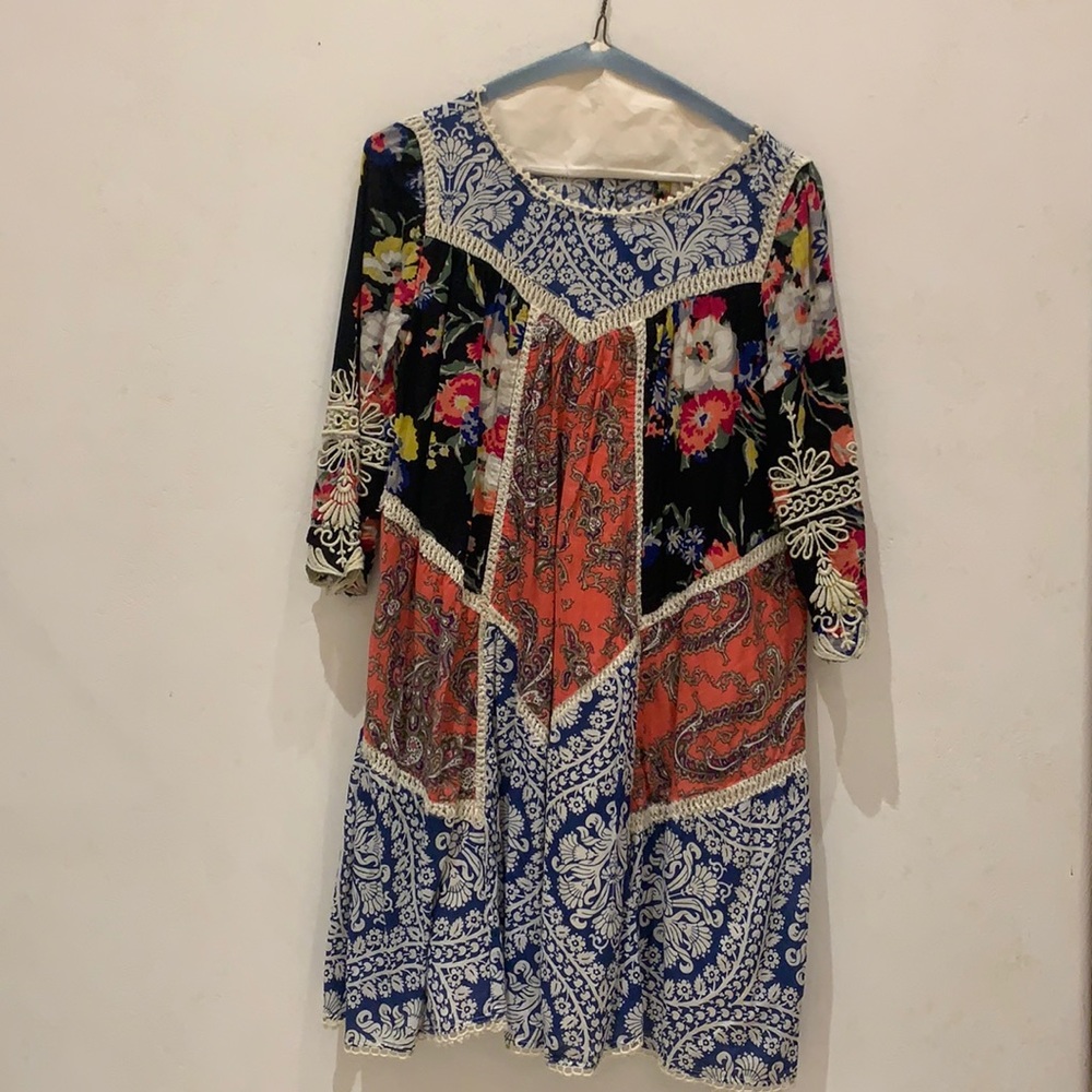 Anthropologie embroidery dress - Size 0